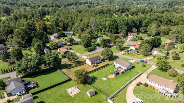 804 Southside Court, Lenoir, NC 28645