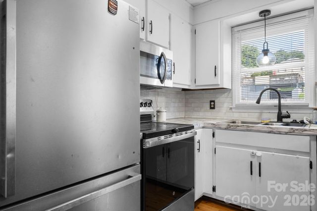 804 Southside Court, Lenoir, NC 28645