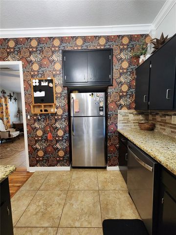 1023 BONNIE DRIVE, Lakeland, FL 33803