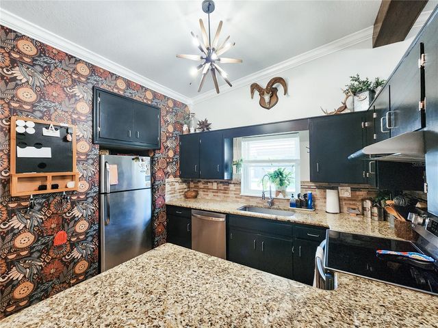 1023 BONNIE DRIVE, Lakeland, FL 33803