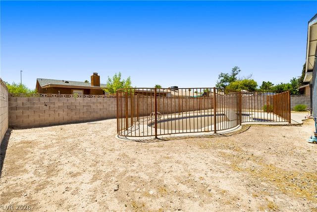 6213 Anaconda Street, Las Vegas, NV 89108