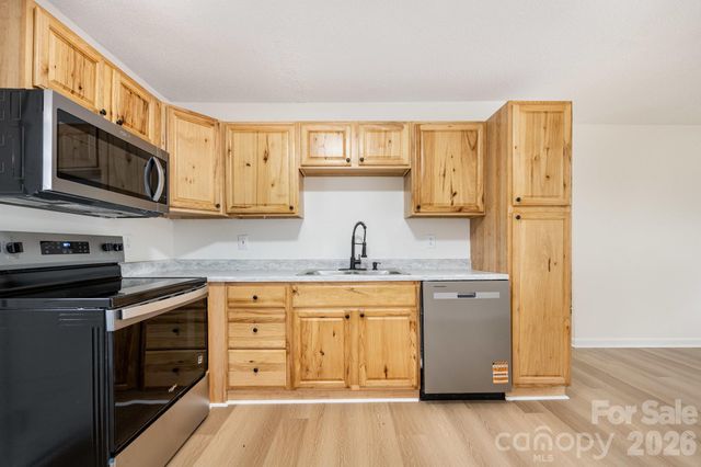 142 Winchester Drive, Ellenboro, NC 28040