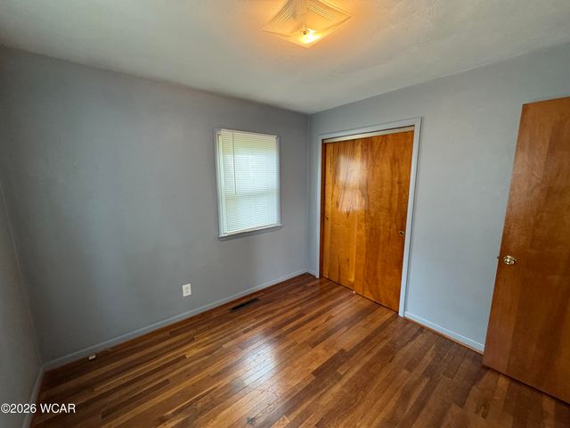 123 Carr Avenue, Bowling Green, OH 43402