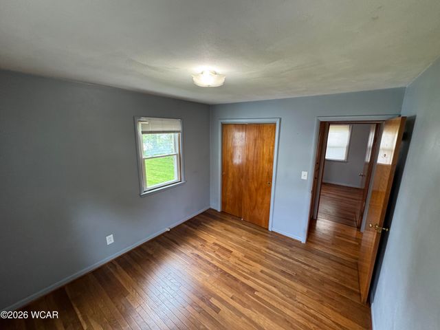 123 Carr Avenue, Bowling Green, OH 43402