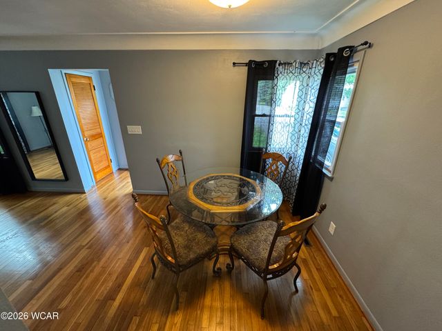 123 Carr Avenue, Bowling Green, OH 43402