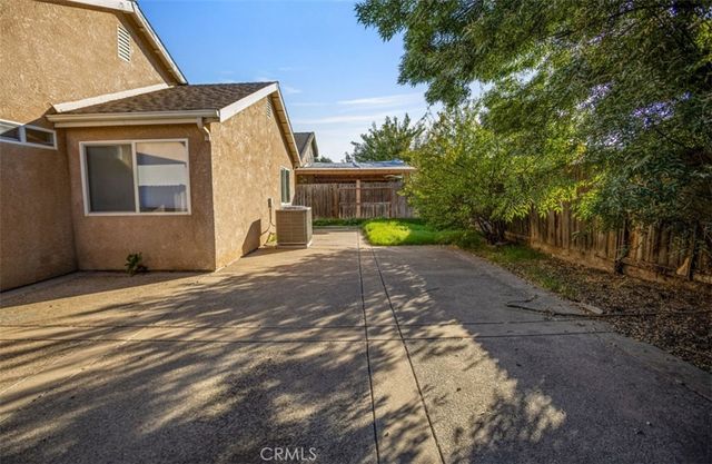 2139 W Chesler, Merced, CA 95348