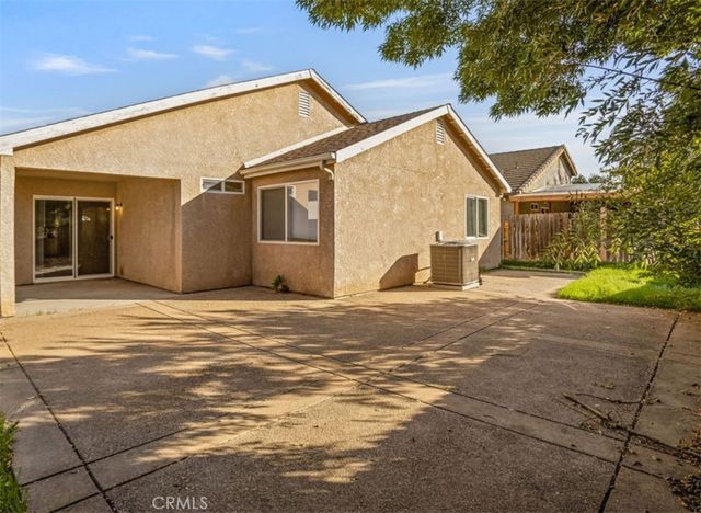 2139 W Chesler, Merced, CA 95348