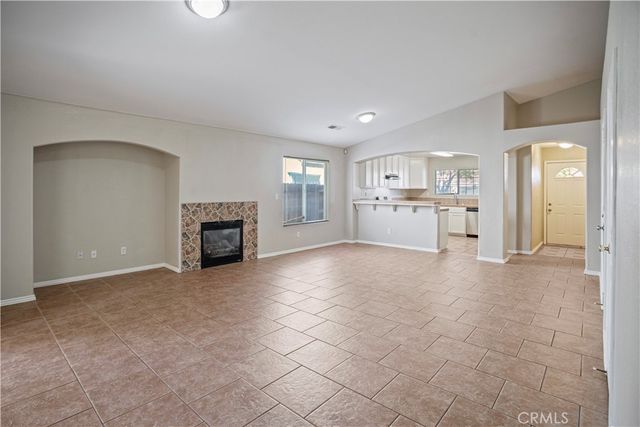 2139 W Chesler, Merced, CA 95348