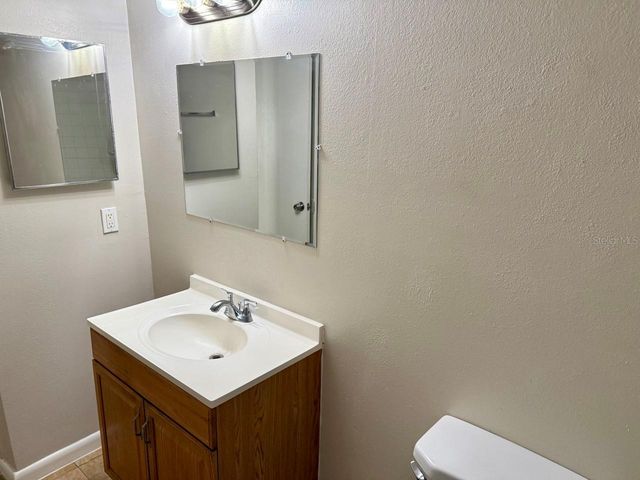 3906 E BIRD STREET B, Tampa, FL 33604