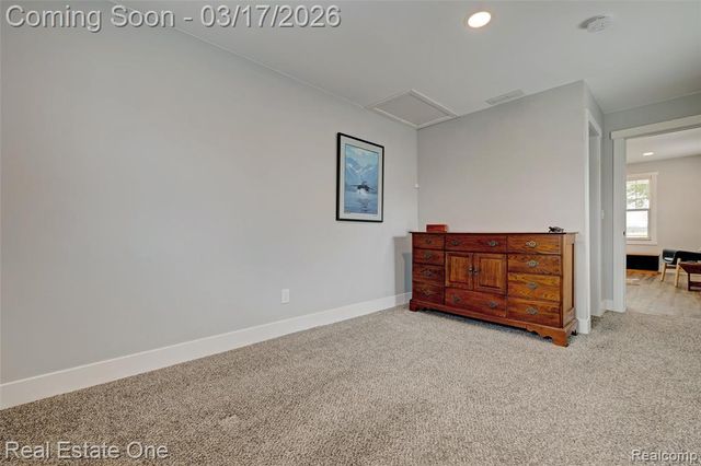 11068 N Fenton Road, Fenton, MI 48430