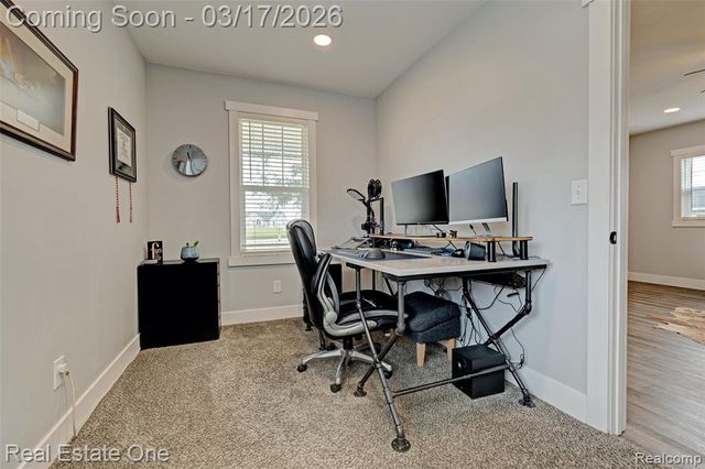 11068 N Fenton Road, Fenton, MI 48430