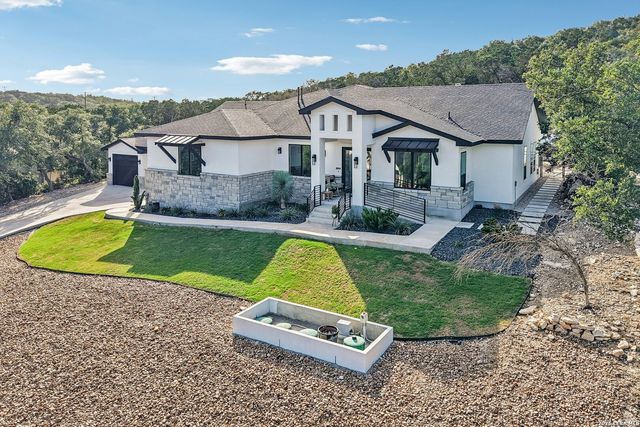 8823 FALCON PL, San Antonio, TX 78256