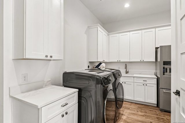 8823 FALCON PL, San Antonio, TX 78256