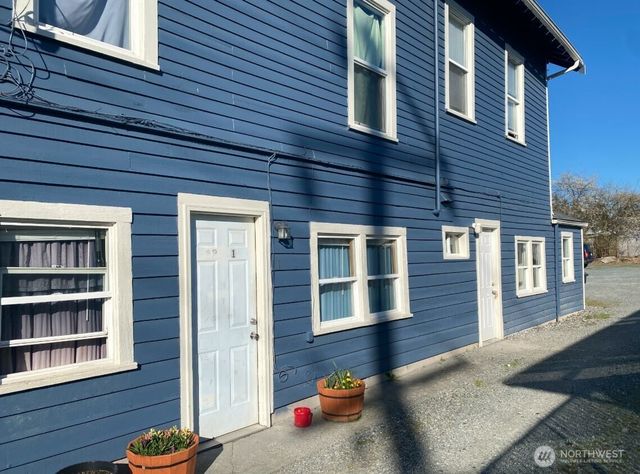 520 N 1st Street, Mount Vernon, WA 98273