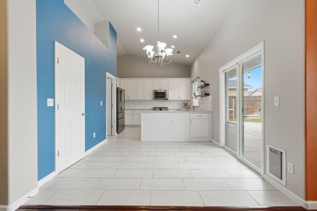 1497 Persimmon Street, Lemoore, CA 93245