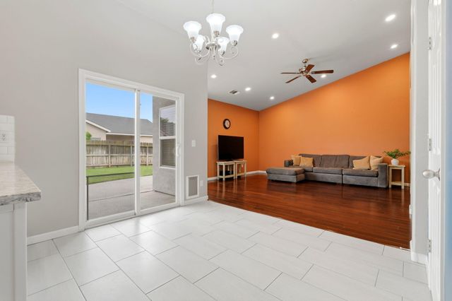 1497 Persimmon Street, Lemoore, CA 93245