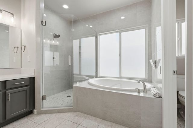 1497 Persimmon Street, Lemoore, CA 93245