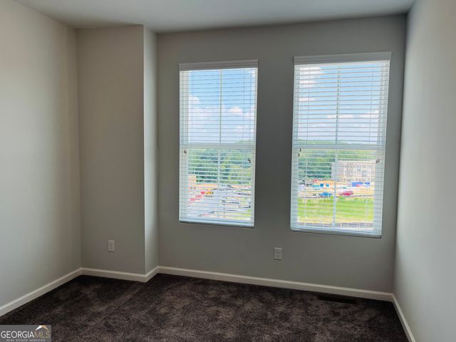 2732 Creekview Terrace NW, Atlanta, GA 30318