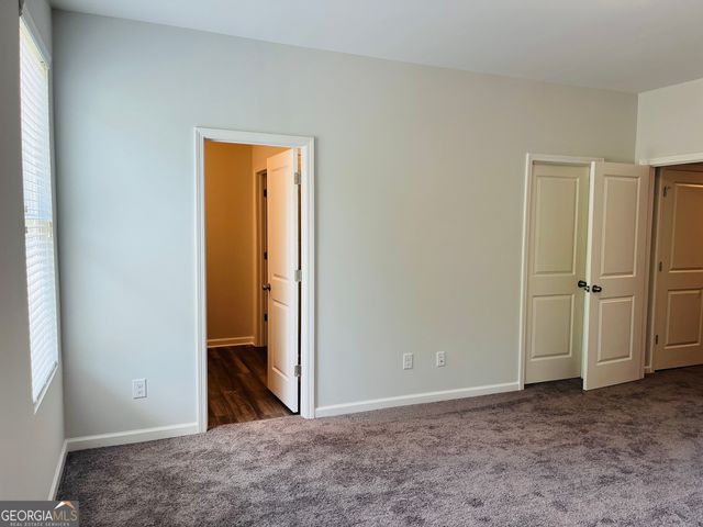 2732 Creekview Terrace NW, Atlanta, GA 30318