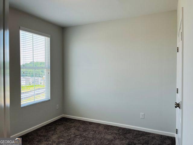 2732 Creekview Terrace NW, Atlanta, GA 30318