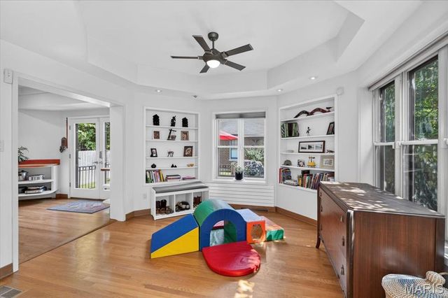 6947 Pershing Avenue, University City, MO 63130