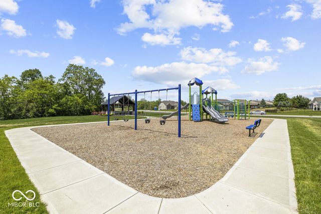 4919 Amber Crest Drive, Brownsburg, IN 46112