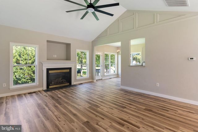 203 FOREST AVE, Colonial Beach, VA 22443