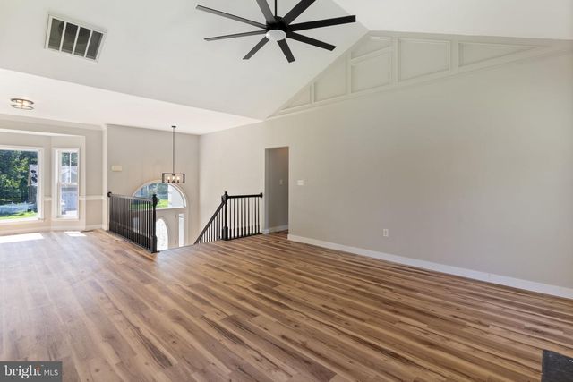 203 FOREST AVE, Colonial Beach, VA 22443