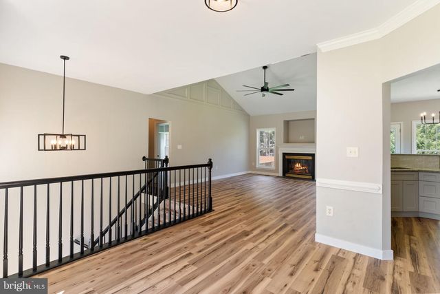 203 FOREST AVE, Colonial Beach, VA 22443