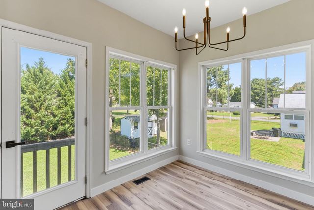 203 FOREST AVE, Colonial Beach, VA 22443