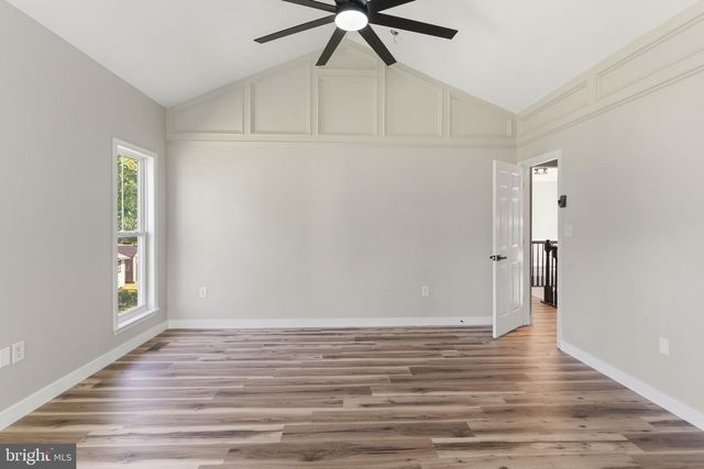 203 FOREST AVE, Colonial Beach, VA 22443