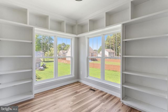 203 FOREST AVE, Colonial Beach, VA 22443