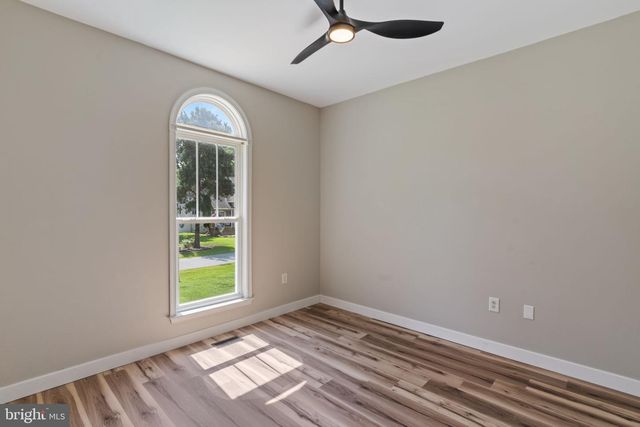 203 FOREST AVE, Colonial Beach, VA 22443