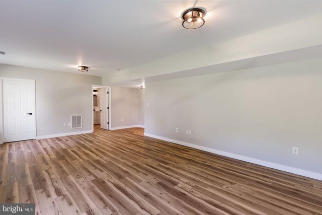 203 FOREST AVE, Colonial Beach, VA 22443