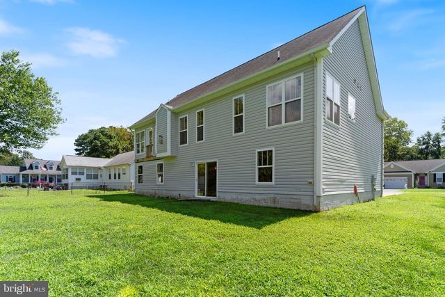 203 FOREST AVE, Colonial Beach, VA 22443