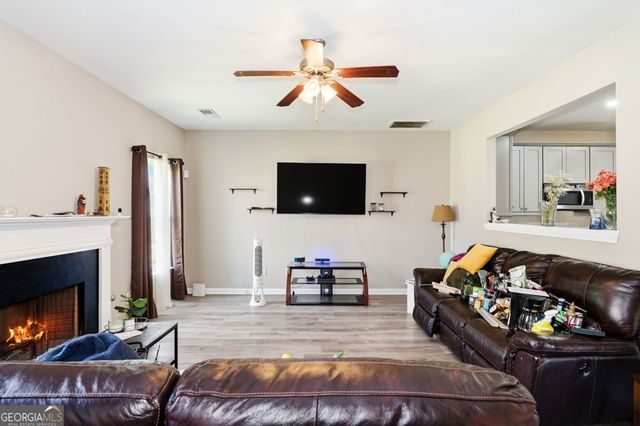 2415 Valley Creek Drive, Lithia Springs, GA 30122