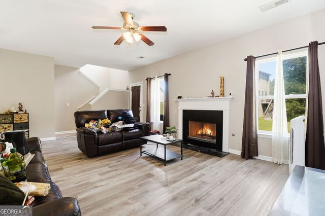 2415 Valley Creek Drive, Lithia Springs, GA 30122