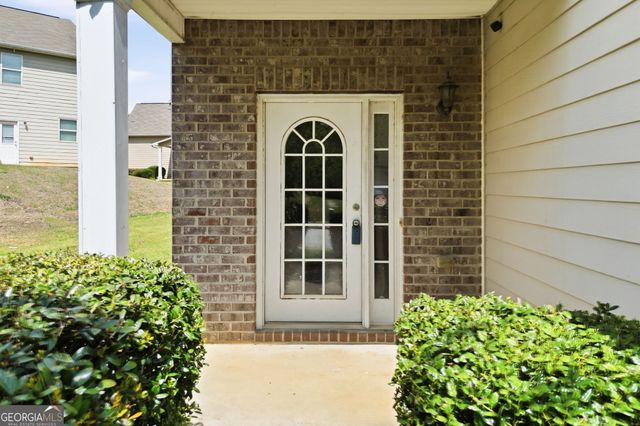 2415 Valley Creek Drive, Lithia Springs, GA 30122