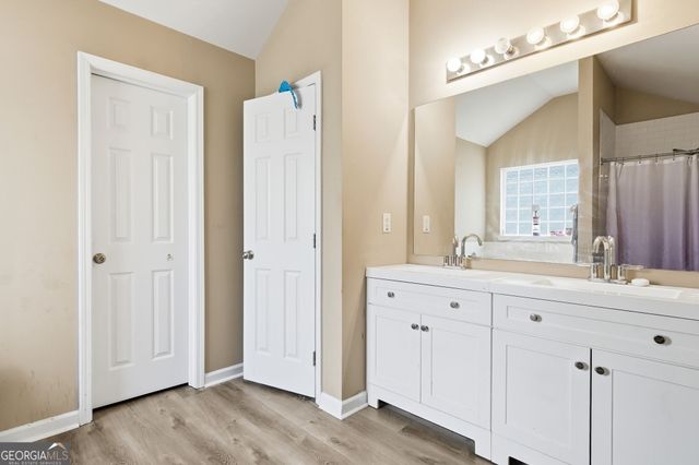 2415 Valley Creek Drive, Lithia Springs, GA 30122