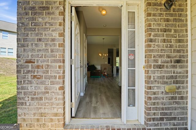 2415 Valley Creek Drive, Lithia Springs, GA 30122