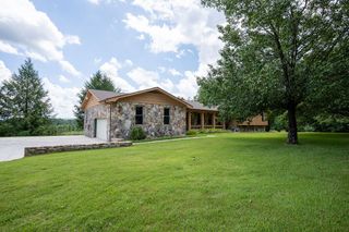 648 Scratch Ankle Road, Trenton, GA 30752
