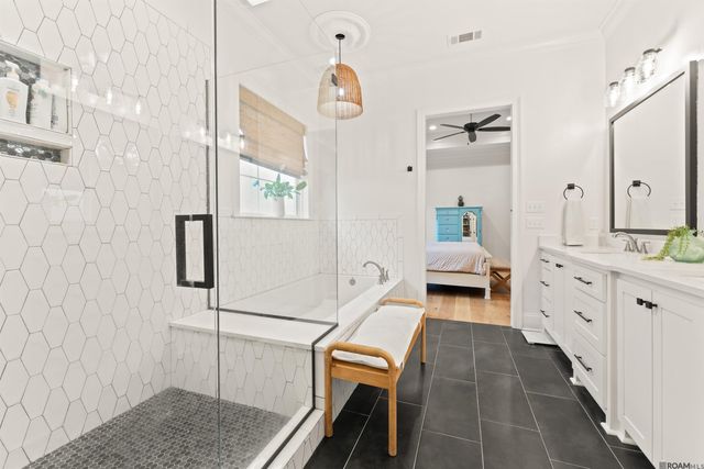 4926 Pembrooke Ave, Gonzales, LA 70737