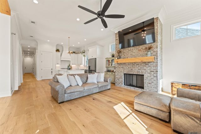 4926 Pembrooke Ave, Gonzales, LA 70737