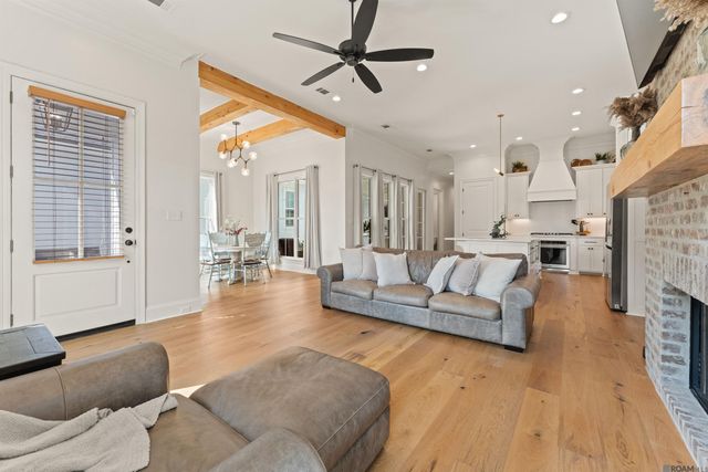 4926 Pembrooke Ave, Gonzales, LA 70737