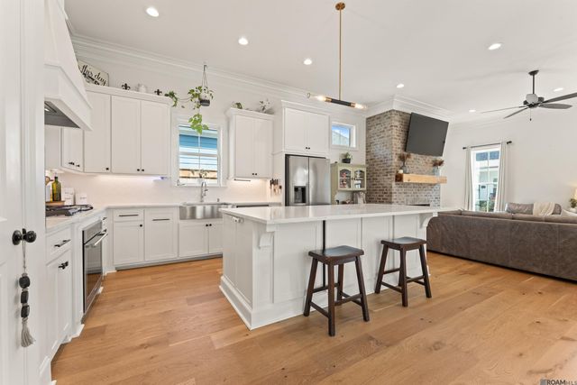 4926 Pembrooke Ave, Gonzales, LA 70737