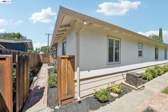 1253 4Th St, Livermore, CA 94550