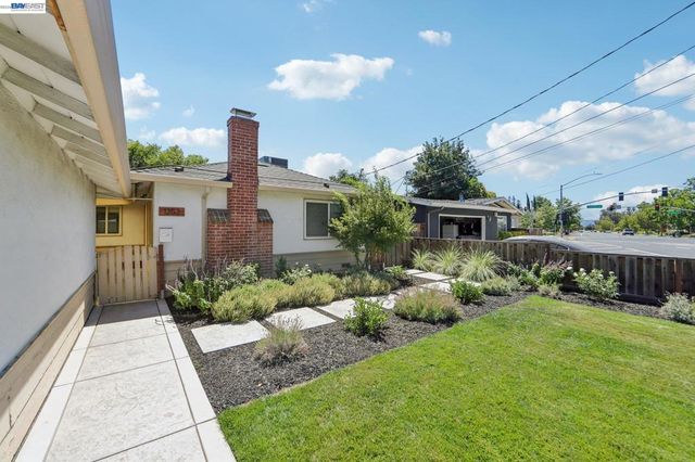 1253 4Th St, Livermore, CA 94550