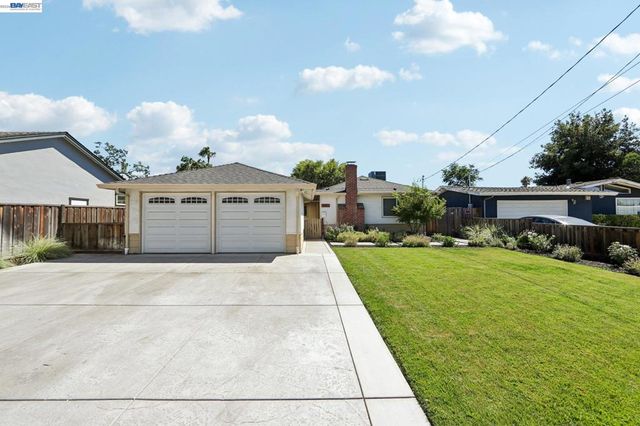1253 4Th St, Livermore, CA 94550