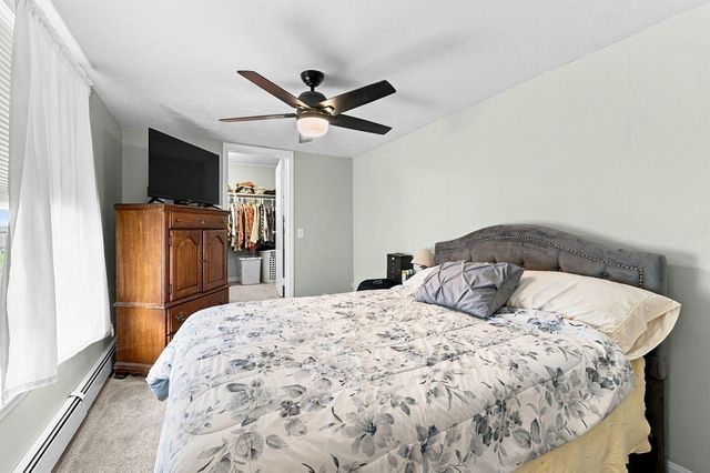 12 Waverly St, Taunton, MA 02780