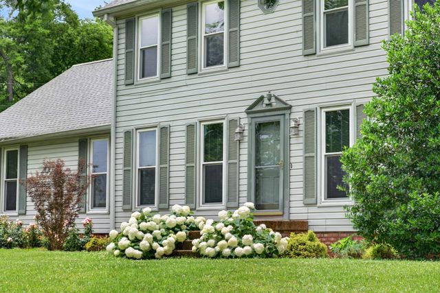 770 Martha Leeville Rd, Lebanon, TN 37090